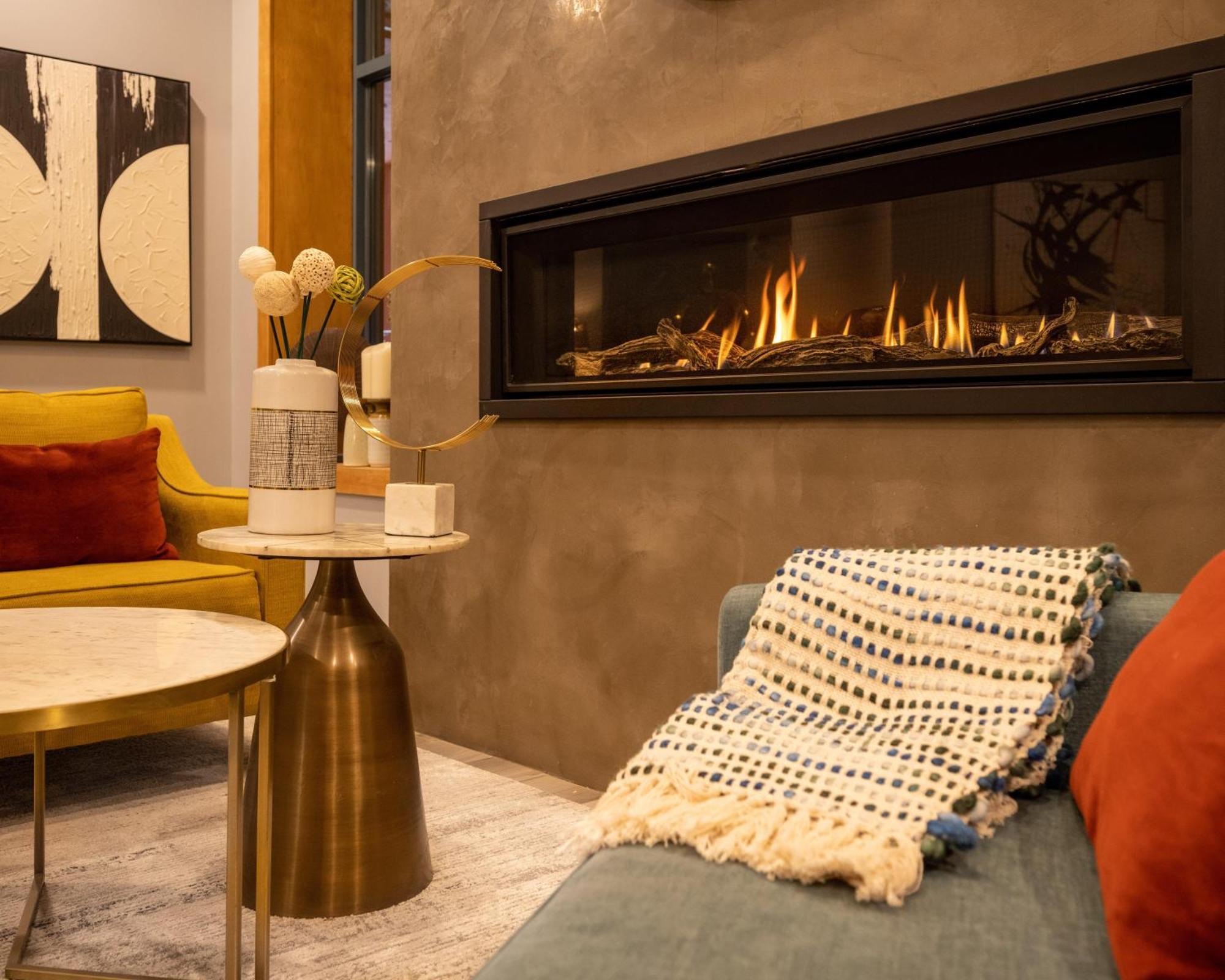 Alpenglow Lodge Family & Work Retreat By Mva Whistler Exteriör bild